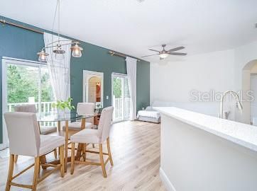 For Sale: $325,000 (2 beds, 2 baths, 1305 Square Feet)