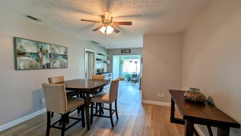 For Sale: $449,500 (2 beds, 2 baths, 1500 Square Feet)