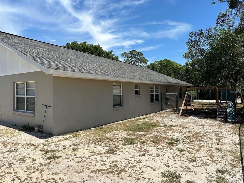 For Sale: $269,900 (3 beds, 2 baths, 1620 Square Feet)