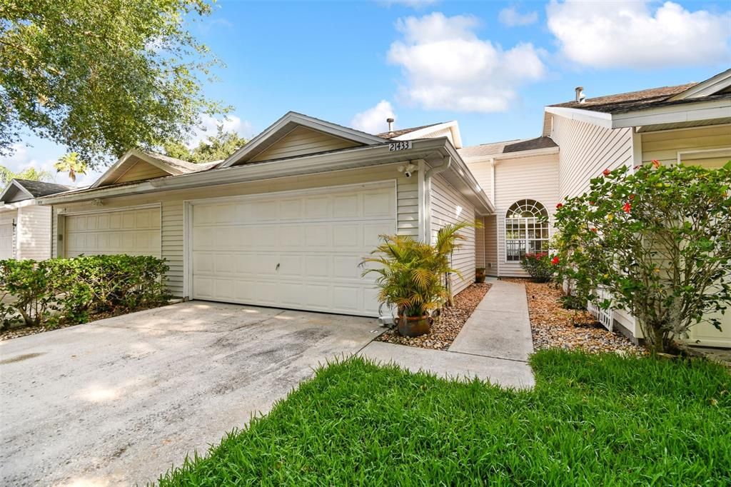 Active With Contract: $349,000 (3 beds, 2 baths, 1642 Square Feet)