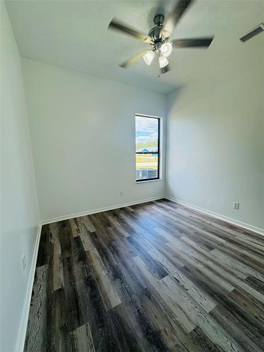 Active With Contract: $279,000 (3 beds, 2 baths, 2091 Square Feet)