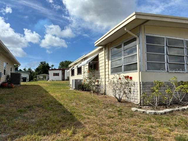 Recently Sold: $99,000 (2 beds, 2 baths, 1100 Square Feet)