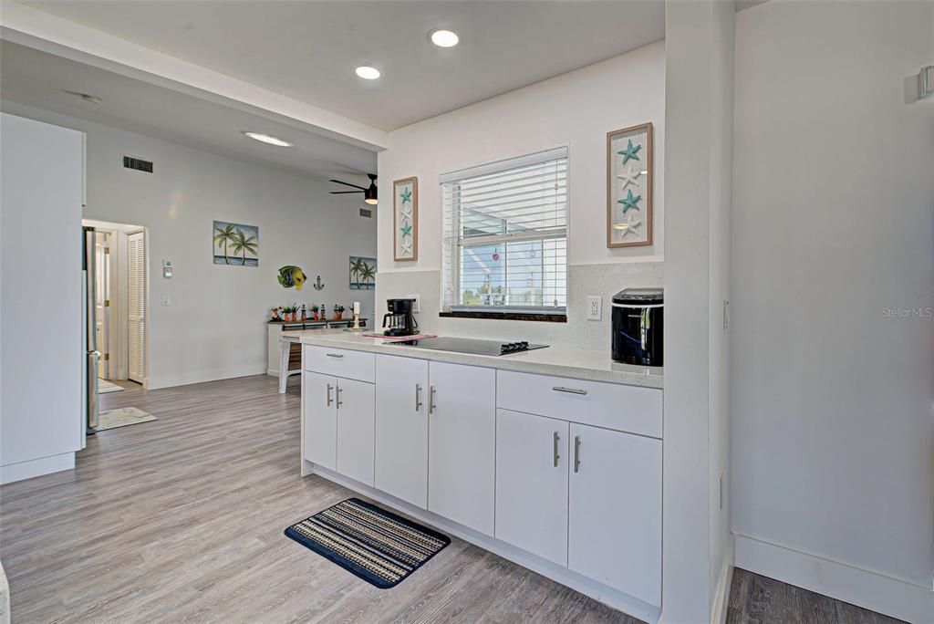 For Sale: $524,900 (3 beds, 2 baths, 1679 Square Feet)
