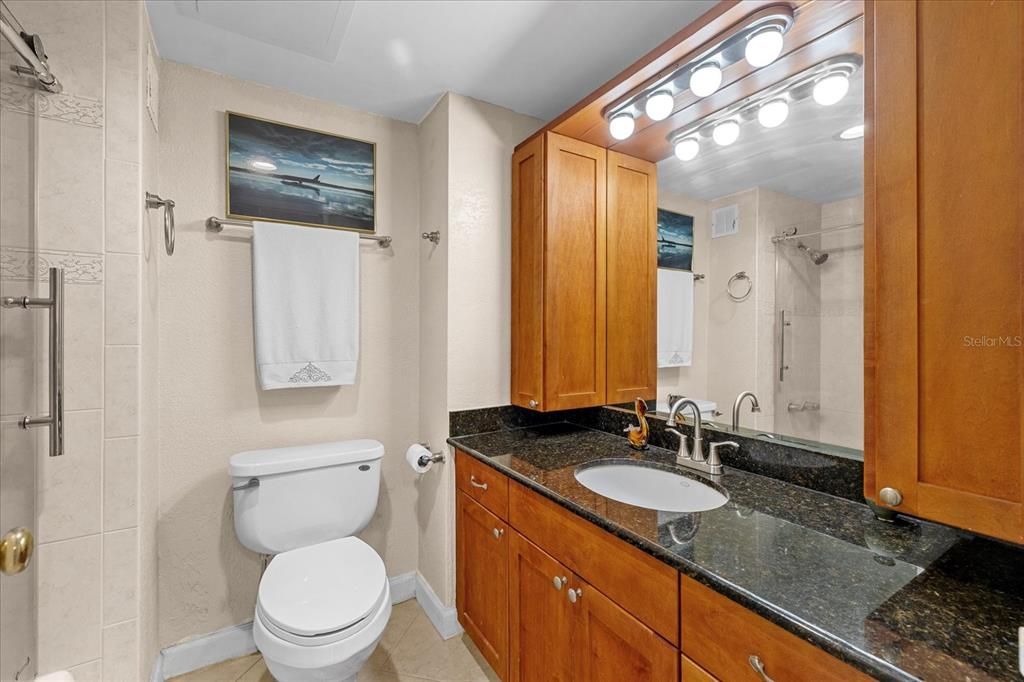Active With Contract: $469,000 (1 beds, 1 baths, 775 Square Feet)