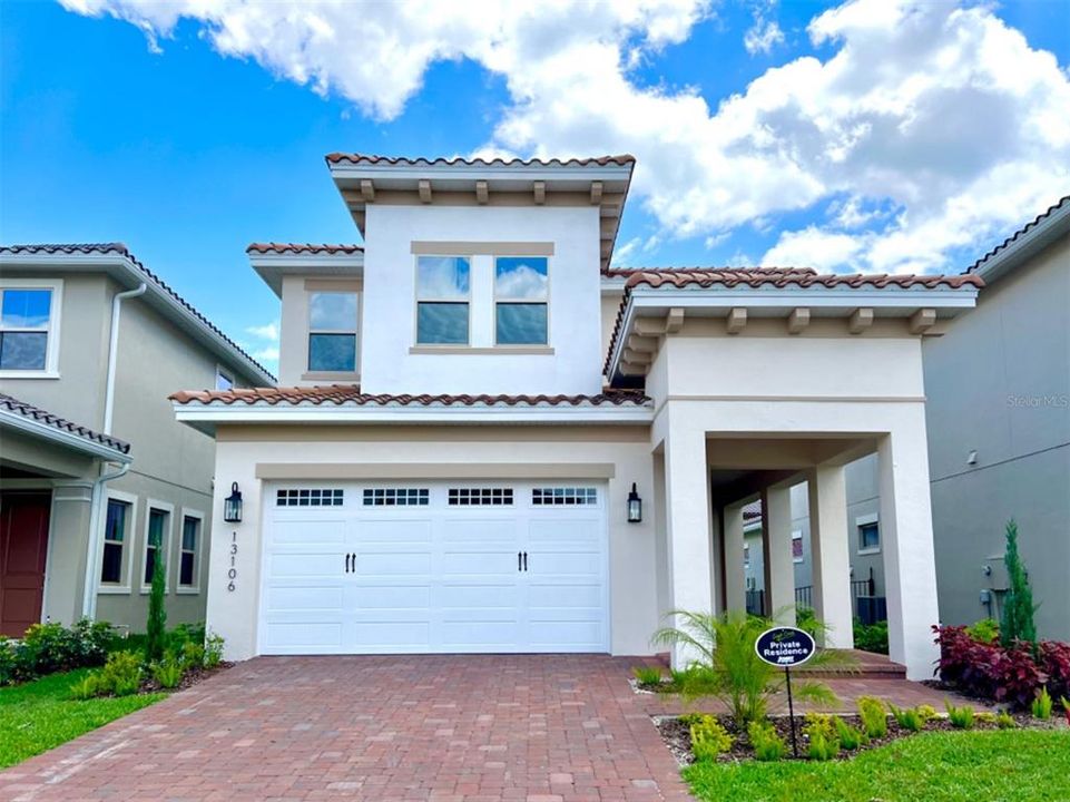 Recently Sold: $652,238 (3 beds, 3 baths, 2261 Square Feet)