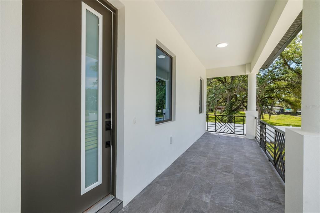 Recently Sold: $725,000 (3 beds, 2 baths, 2202 Square Feet)