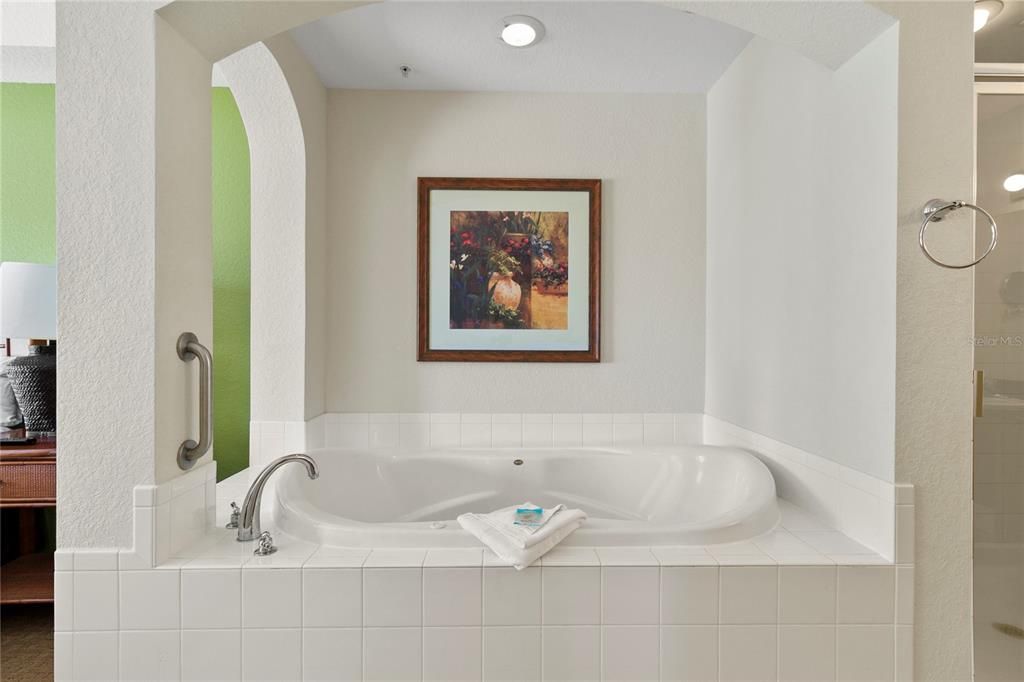 待售: $259,000 (3 贝兹, 2 浴室, 1231 平方英尺)