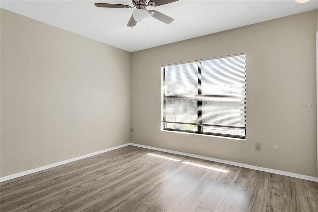 Recently Rented: $1,575 (2 beds, 1 baths, 1088 Square Feet)