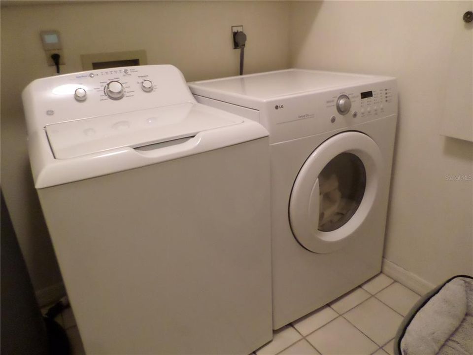 LAUNDRY ROOM TILE FLOOR WASHER & DRYER INCLUDED