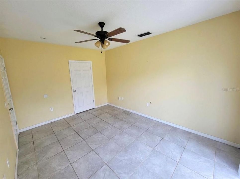 For Rent: $2,095 (3 beds, 2 baths, 1468 Square Feet)