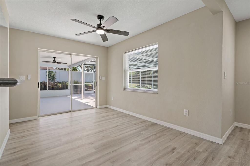 For Sale: $409,000 (3 beds, 2 baths, 1884 Square Feet)