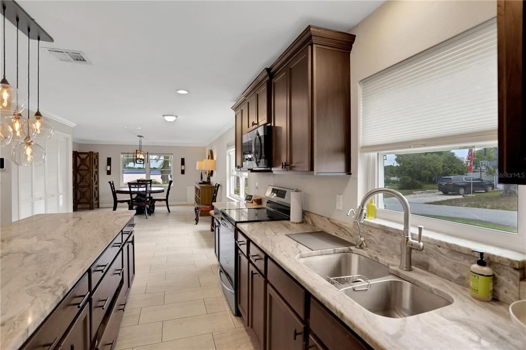Active With Contract: $499,000 (3 beds, 2 baths, 2526 Square Feet)