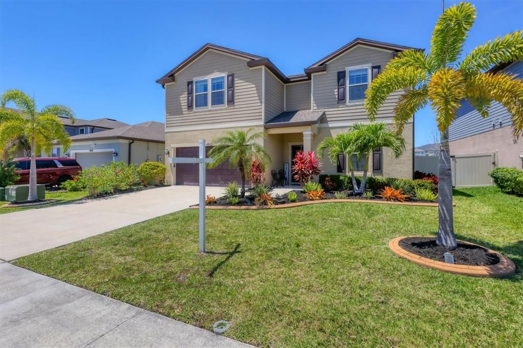 Recently Sold: $490,000 (5 beds, 3 baths, 2854 Square Feet)