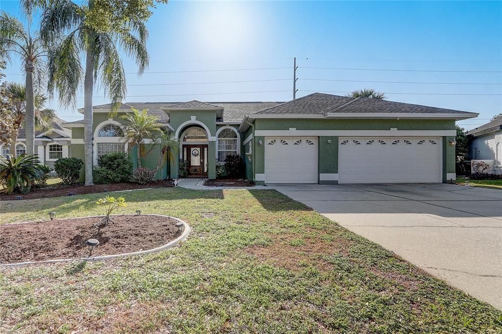 Active With Contract: $589,900 (4 beds, 3 baths, 2427 Square Feet)
