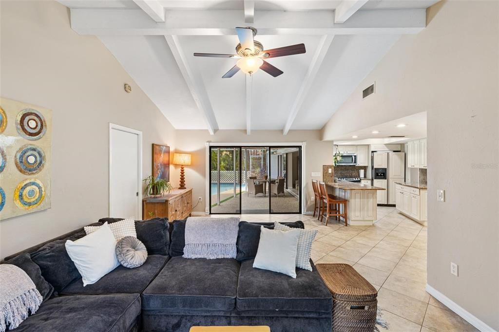 Active With Contract: $709,000 (3 beds, 3 baths, 2331 Square Feet)