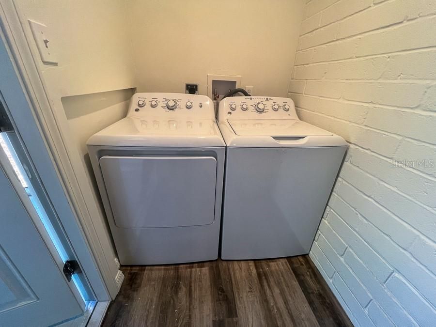 For Rent: $1,750 (2 beds, 1 baths, 708 Square Feet)