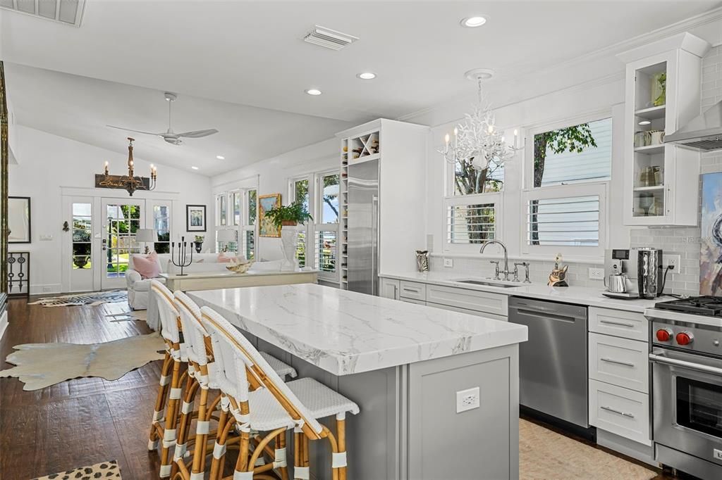Active With Contract: $1,295,000 (2 beds, 2 baths, 1632 Square Feet)