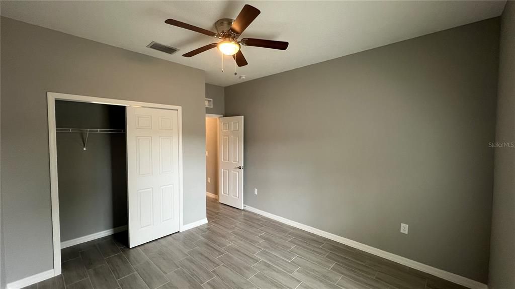 Recently Rented: $1,949 (3 beds, 2 baths, 1475 Square Feet)