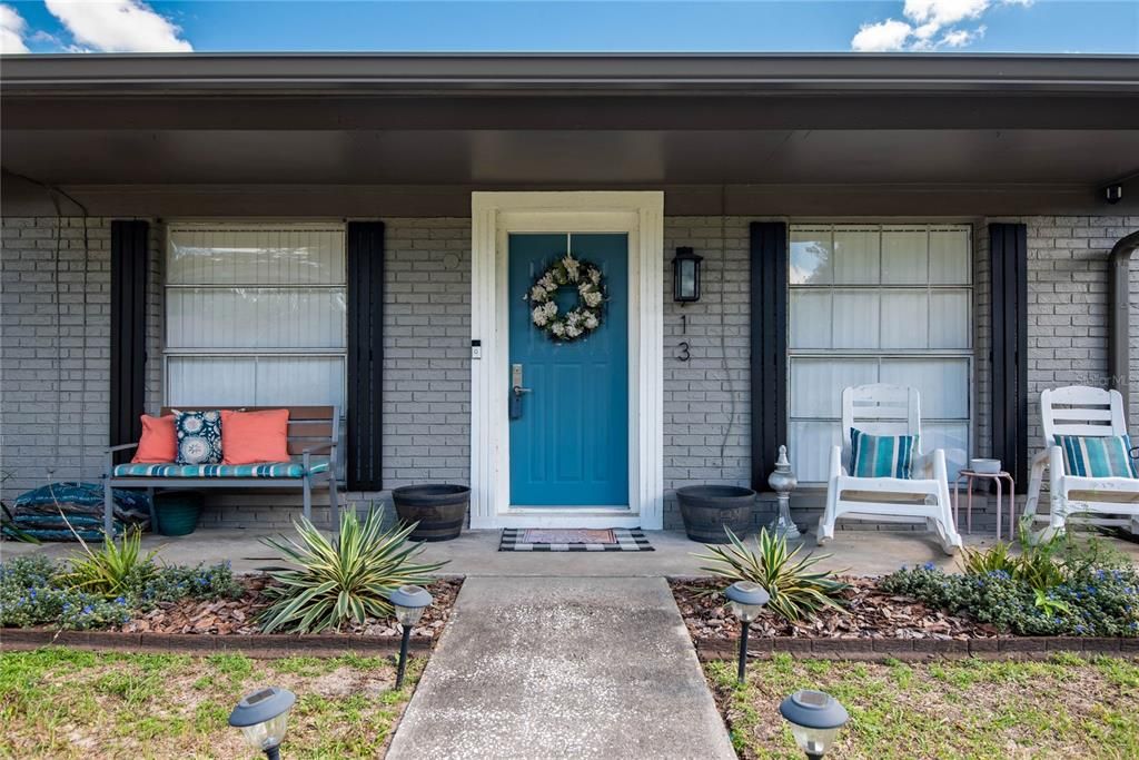 Active With Contract: $324,800 (4 beds, 2 baths, 1254 Square Feet)