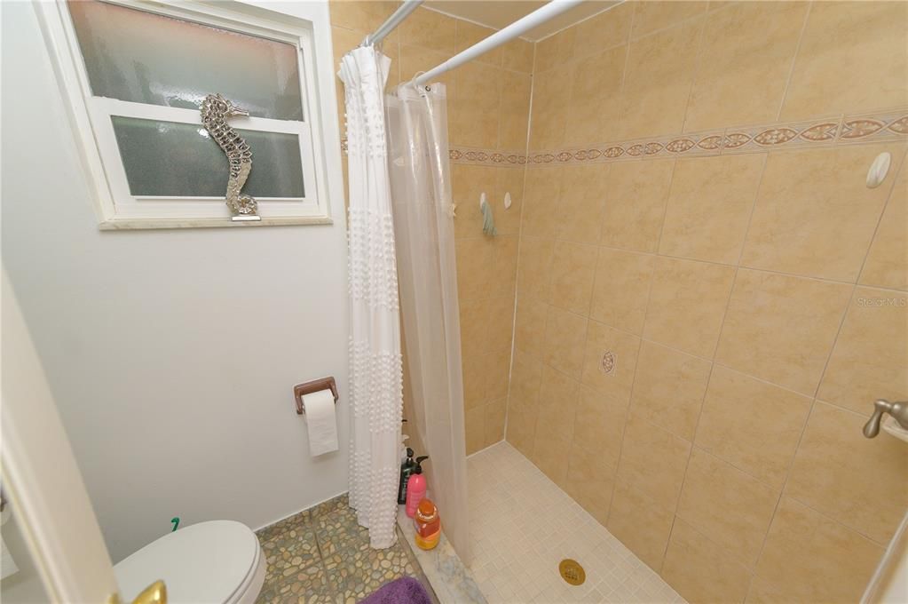待售: $380,000 (3 贝兹, 2 浴室, 1660 平方英尺)