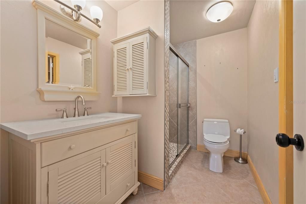 待售: $749,000 (2 贝兹, 2 浴室, 1517 平方英尺)