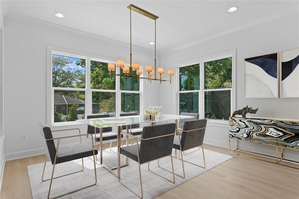 Recently Sold: $2,359,000 (5 beds, 4 baths, 4105 Square Feet)