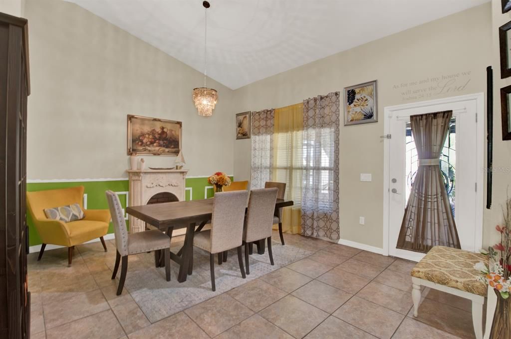 For Sale: $424,900 (4 beds, 2 baths, 2184 Square Feet)