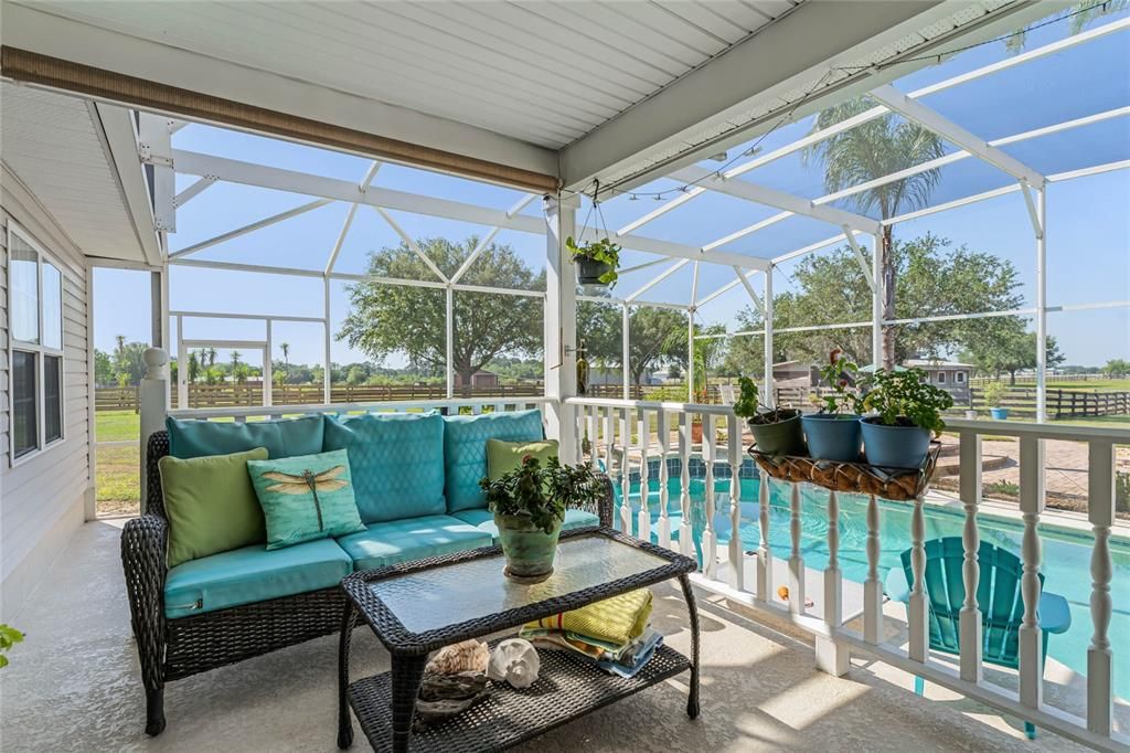 Active With Contract: $830,000 (4 beds, 2 baths, 2297 Square Feet)