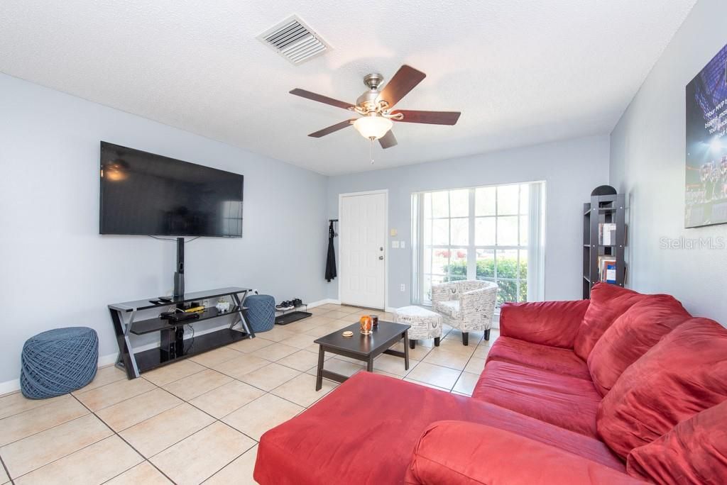 For Sale: $225,000 (2 beds, 2 baths, 1396 Square Feet)