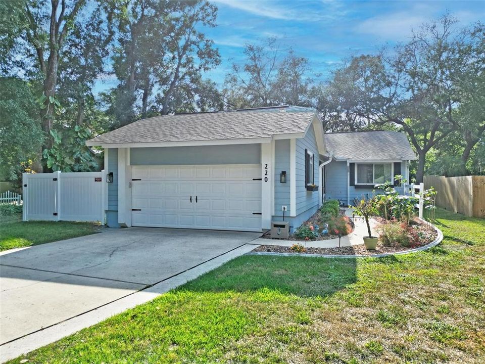 For Sale: $369,900 (3 beds, 2 baths, 1560 Square Feet)