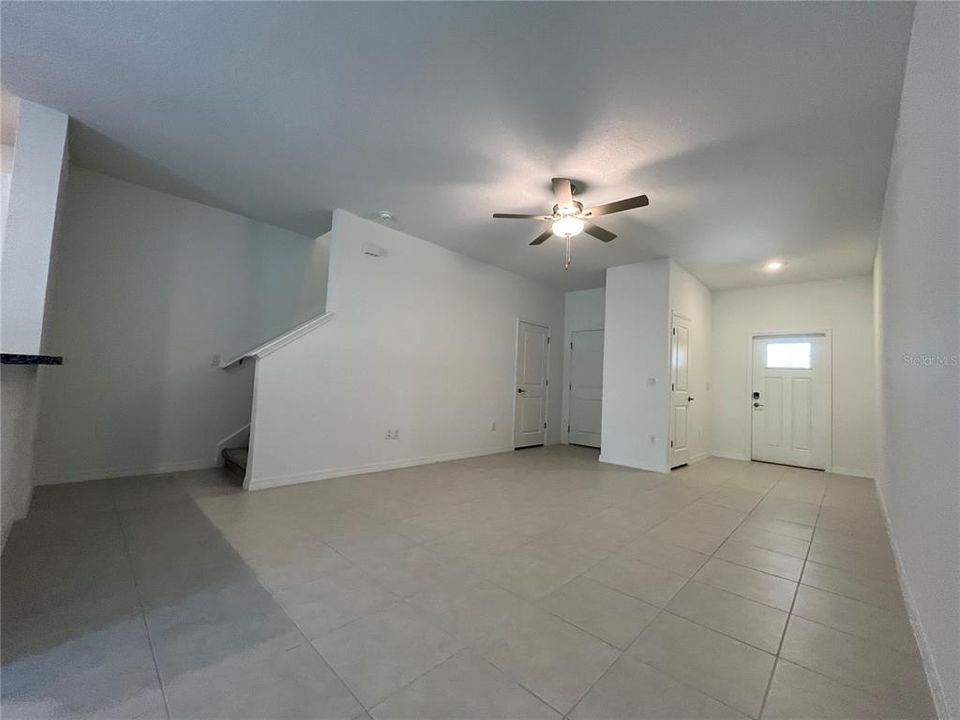 For Rent: $2,195 (3 beds, 2 baths, 1634 Square Feet)