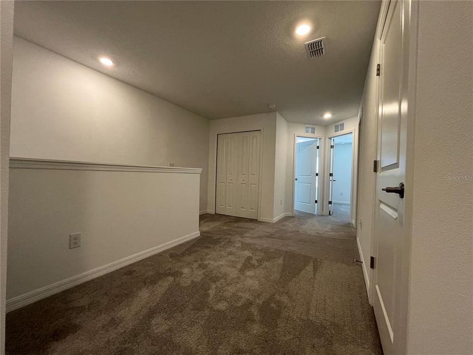 For Rent: $2,195 (3 beds, 2 baths, 1634 Square Feet)