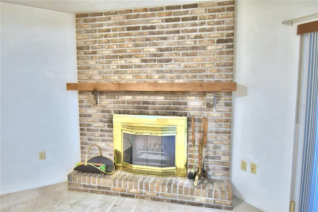 For Sale: $262,500 (3 beds, 2 baths, 1280 Square Feet)