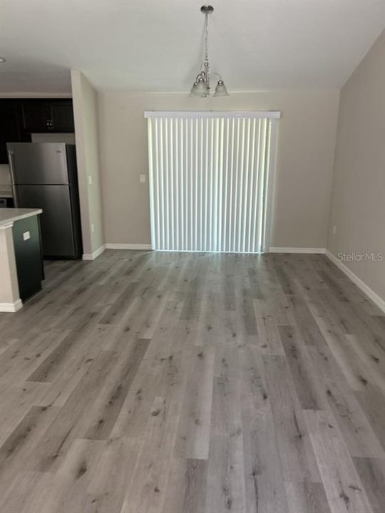 For Rent: $1,799 (3 beds, 2 baths, 1600 Square Feet)