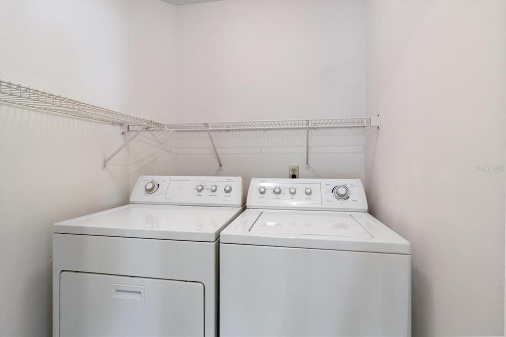 For Sale: $215,000 (2 beds, 2 baths, 1497 Square Feet)