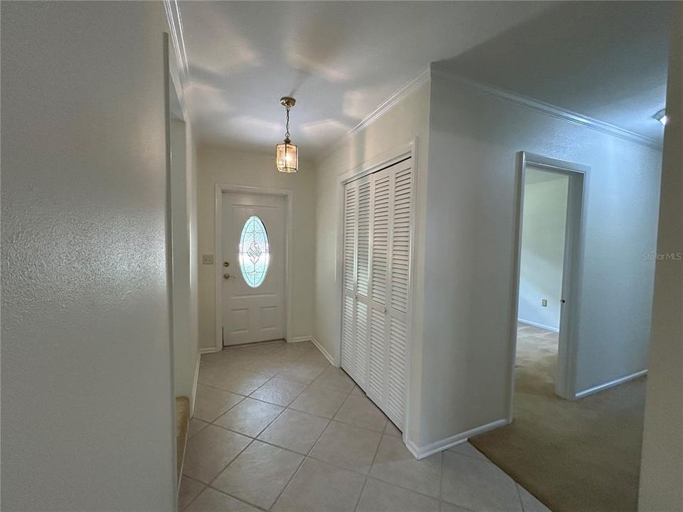 For Rent: $3,000 (3 beds, 2 baths, 1715 Square Feet)