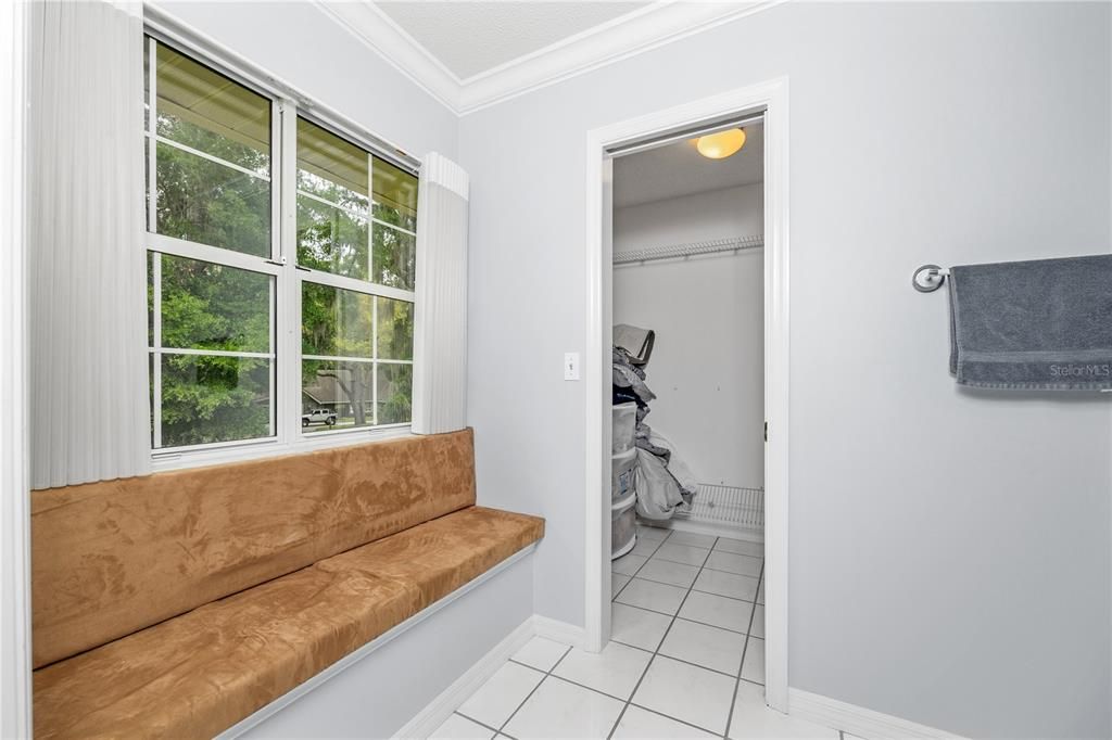 For Sale: $724,900 (4 beds, 2 baths, 3723 Square Feet)