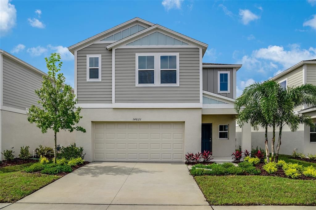 Active With Contract: $463,740 (5 beds, 3 baths, 2470 Square Feet)