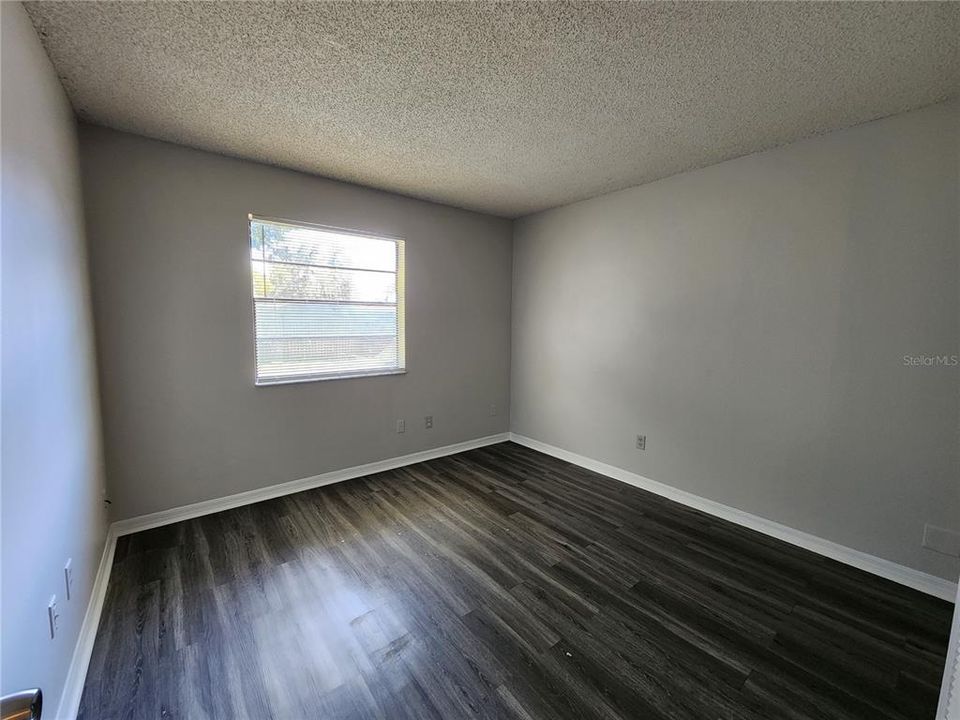 For Rent: $1,600 (2 beds, 1 baths, 1200 Square Feet)