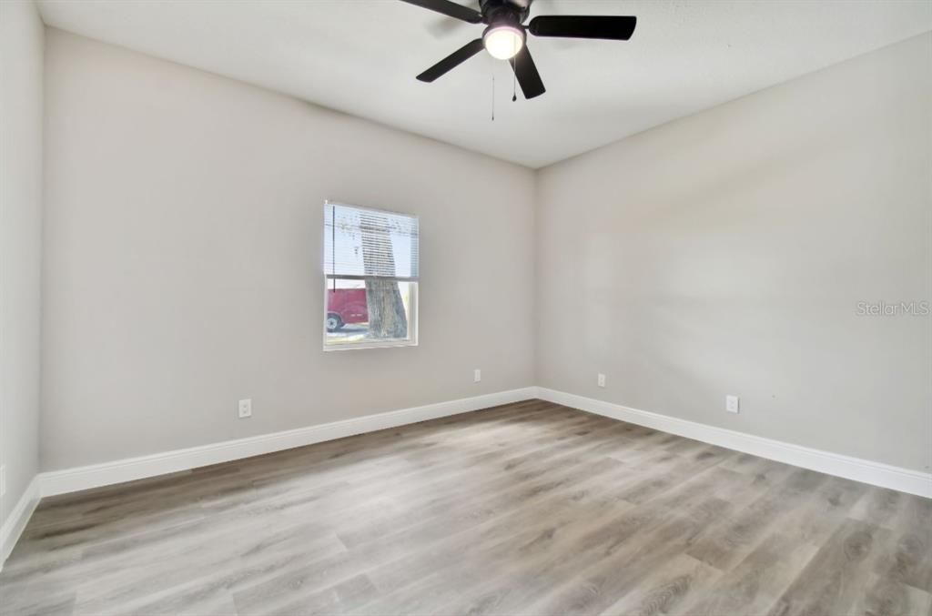 For Sale: $399,900 (3 beds, 2 baths, 1580 Square Feet)