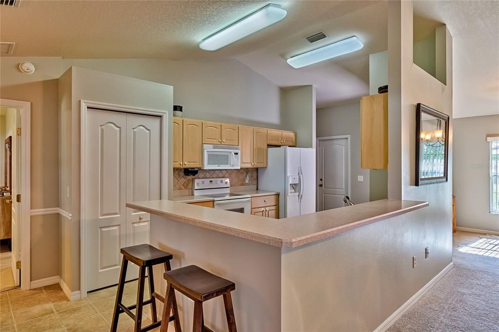 For Sale: $324,500 (3 beds, 2 baths, 1777 Square Feet)