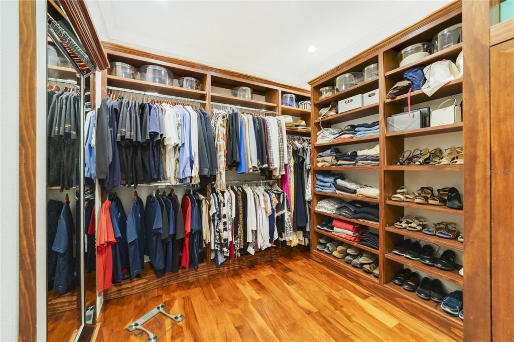 Master Custom Closet