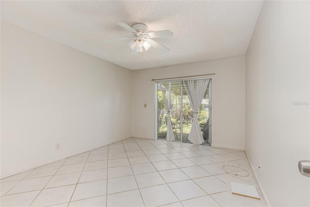 For Sale: $257,000 (2 beds, 2 baths, 1200 Square Feet)