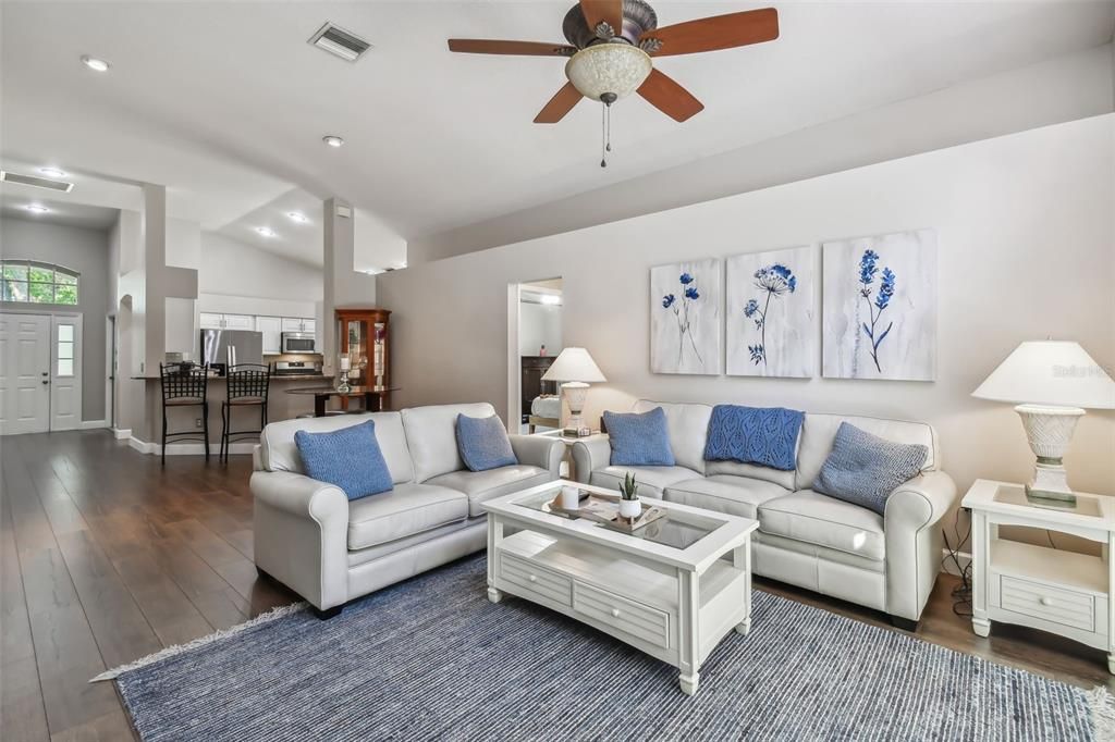 Active With Contract: $589,000 (4 beds, 2 baths, 1699 Square Feet)