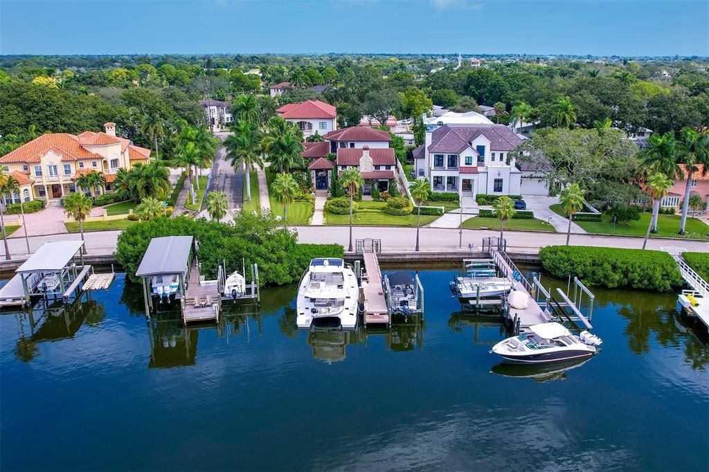 For Sale: $7,550,000 (4 beds, 3 baths, 3786 Square Feet)