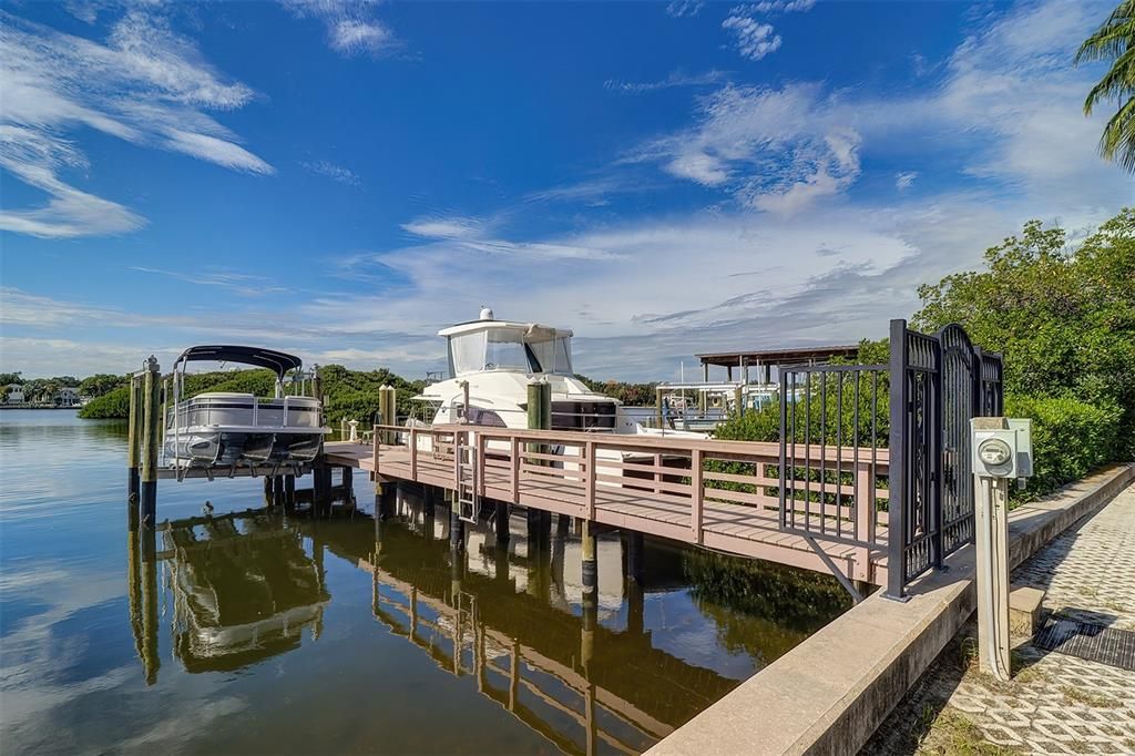 For Sale: $7,550,000 (4 beds, 3 baths, 3786 Square Feet)