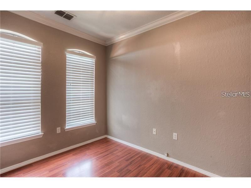 For Rent: $2,200 (2 beds, 2 baths, 1309 Square Feet)
