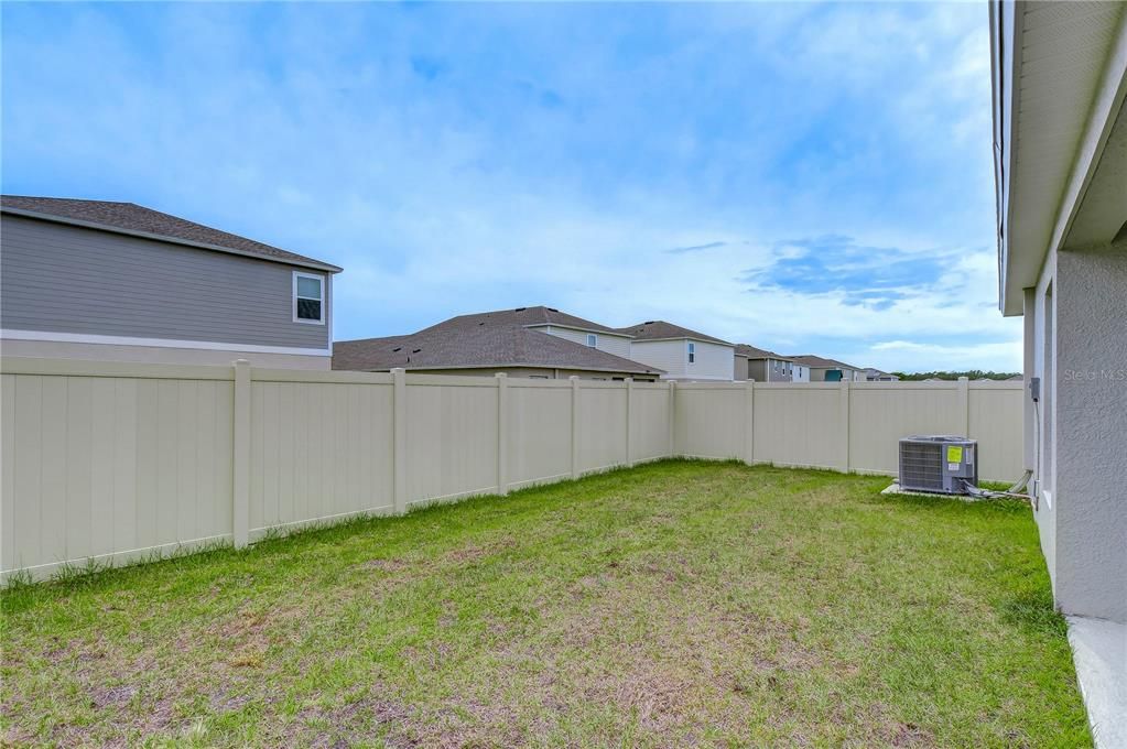 For Sale: $359,900 (3 beds, 2 baths, 1615 Square Feet)