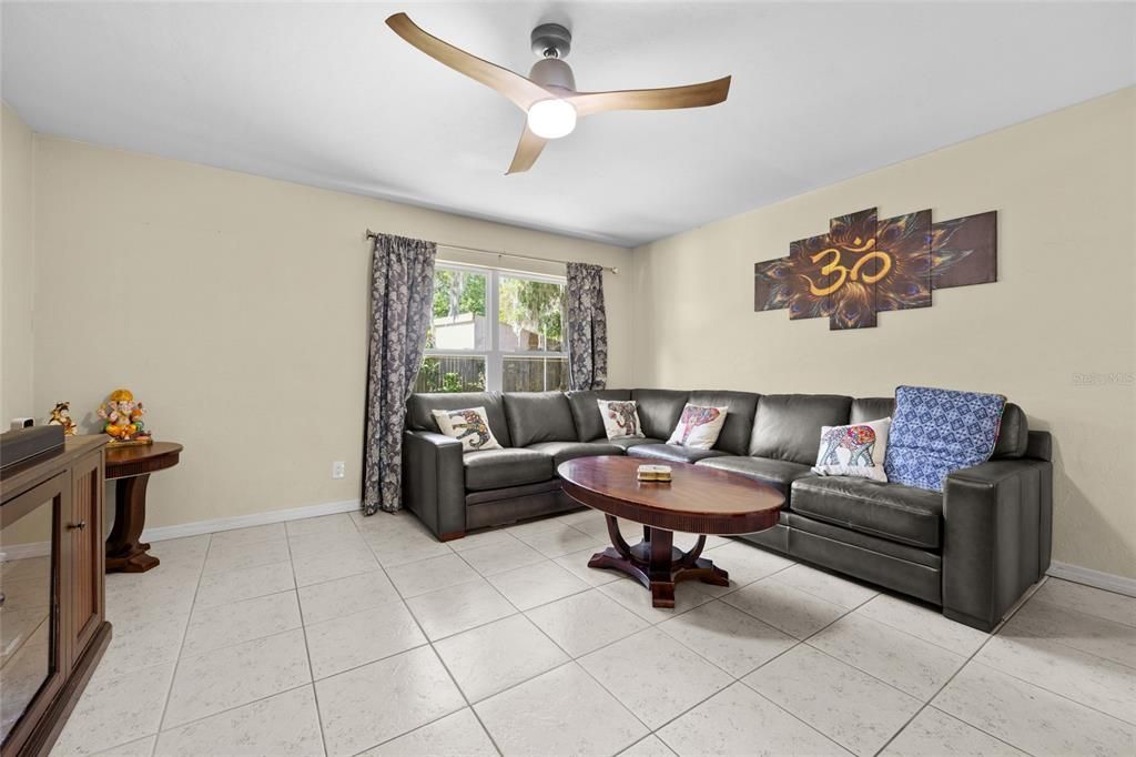 Active With Contract: $400,000 (4 beds, 2 baths, 1788 Square Feet)