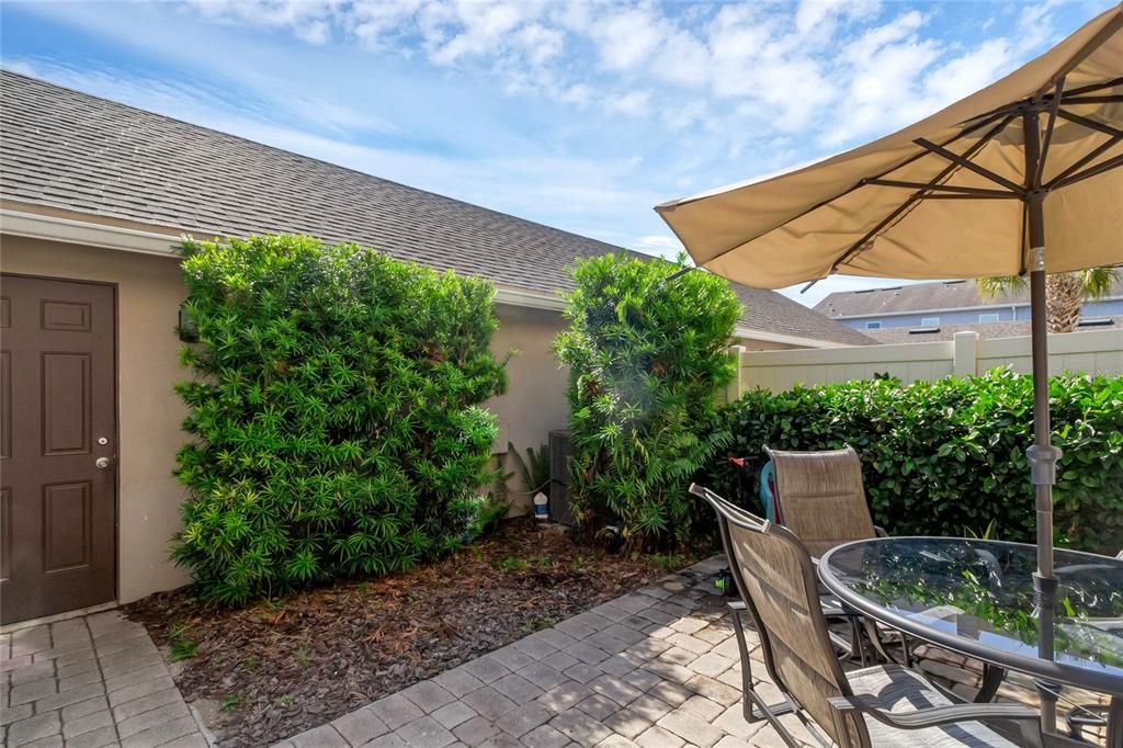 Active With Contract: $2,850 (3 beds, 2 baths, 1588 Square Feet)
